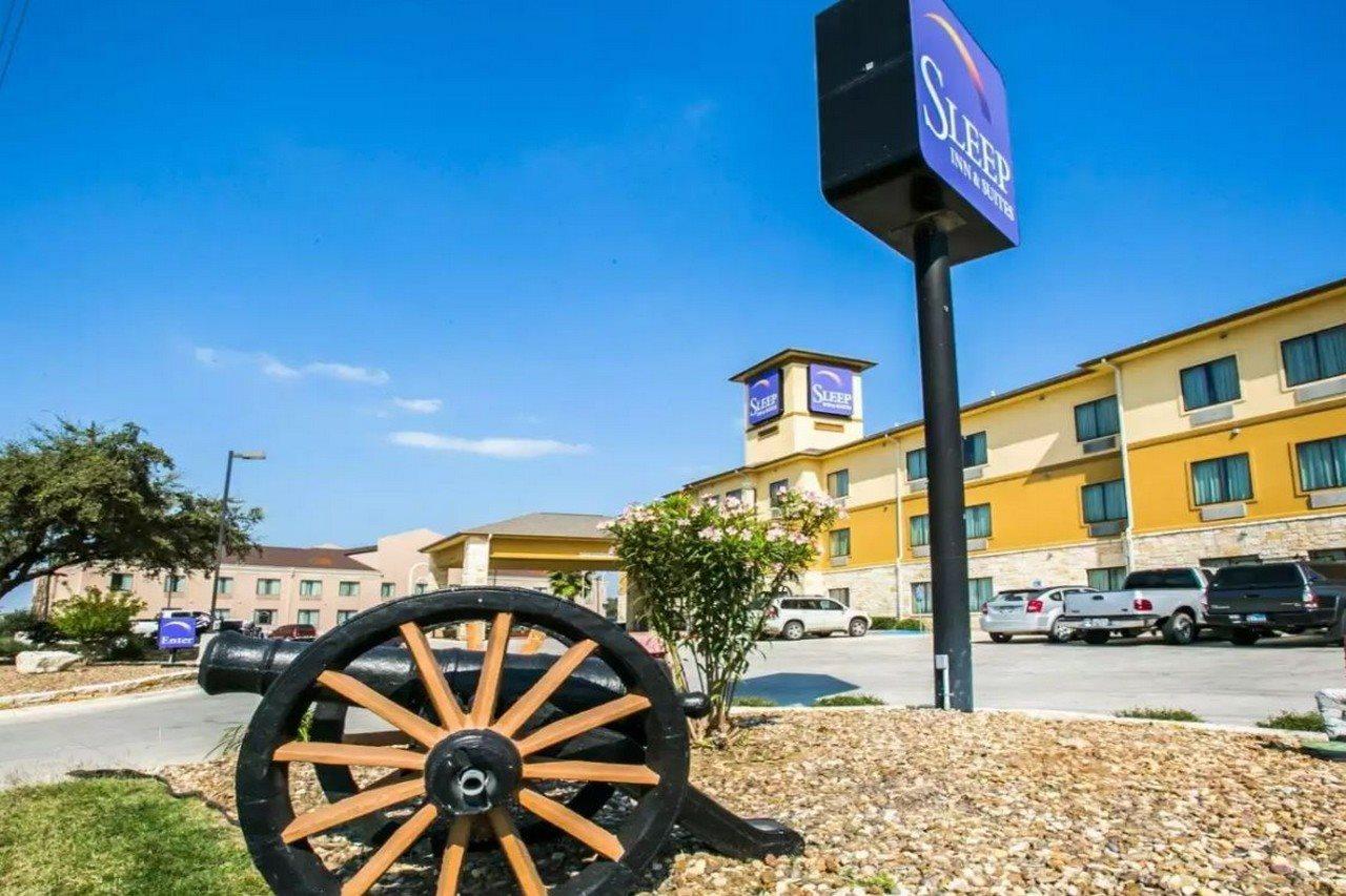 Sleep Inn & Suites Gonzales Near Palmetto State Park Экстерьер фото